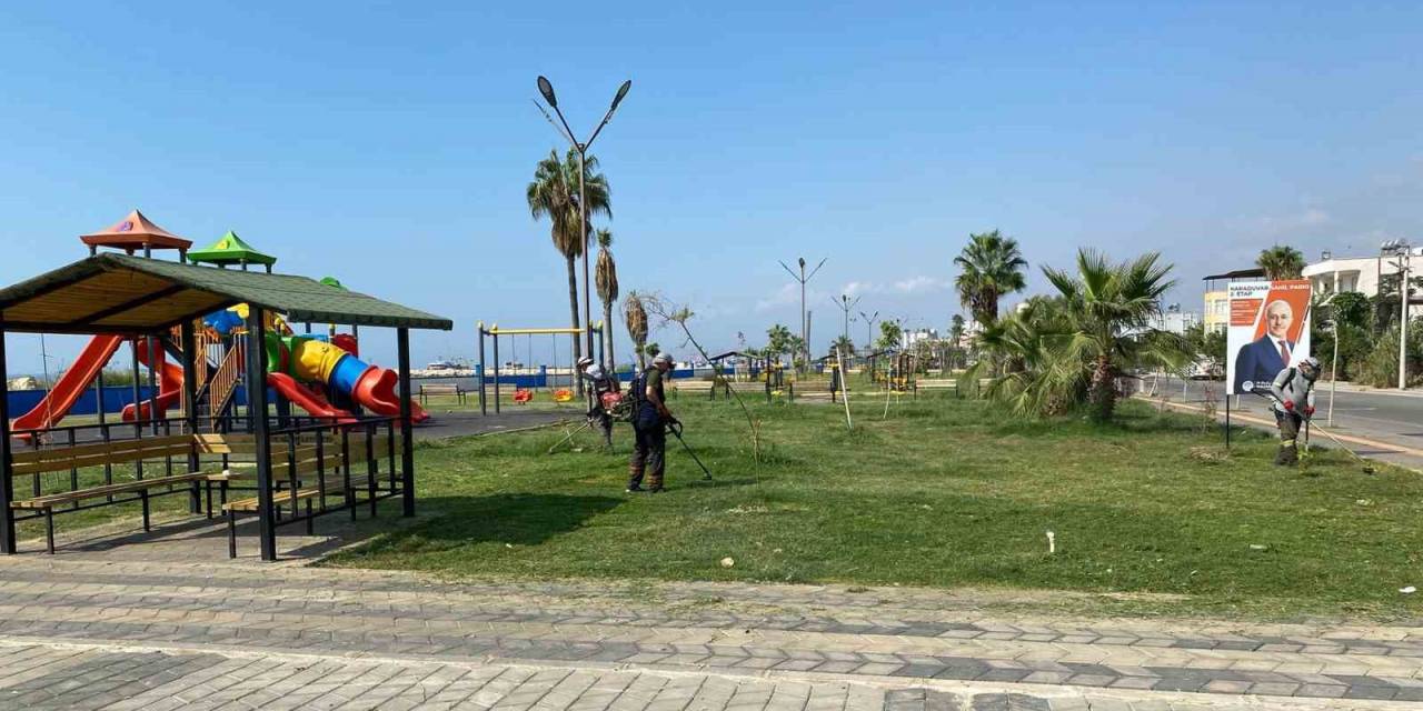 Akdeniz’de Park, Bahçe Ve Yeşil Alanlar Yenileniyor