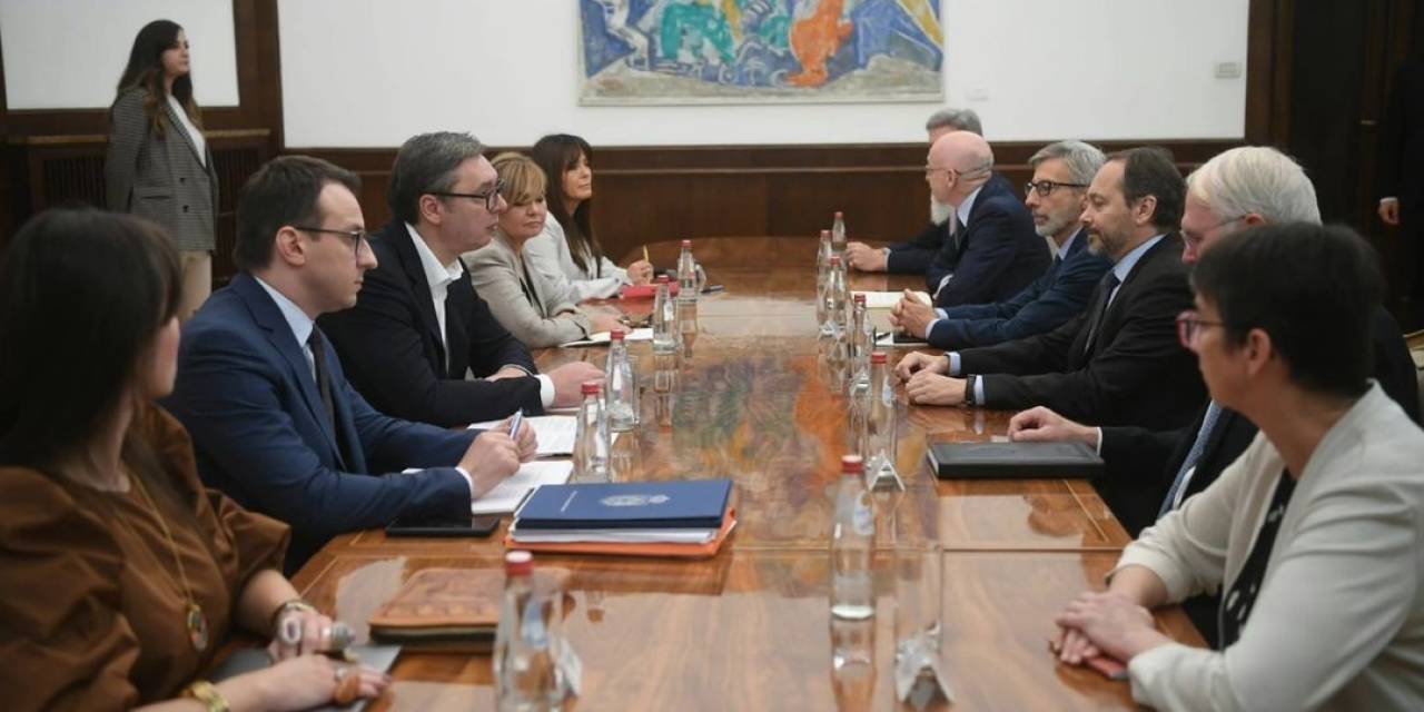 Sırbistan Cumhurbaşkanı Vucic, Kosova’nın Kuzeyinde Güvenliği Kfor’un Sağlamasını Talep Etti