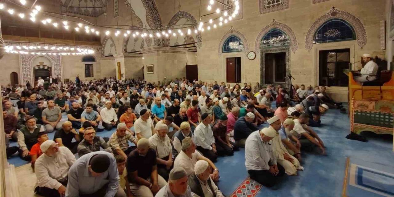 Amasya’da Sultan Iı. Bayezid Camii’nde Mevlid Kandili Kutlandı