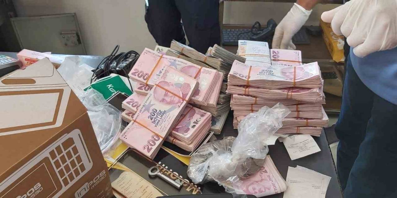 Bursa’daki Tefeci Çetesi 10’dan Fazla Fırına Çökmüş...2 Milyon Lira Çamaşır Ve Kurutma Makinesinden Çıktı