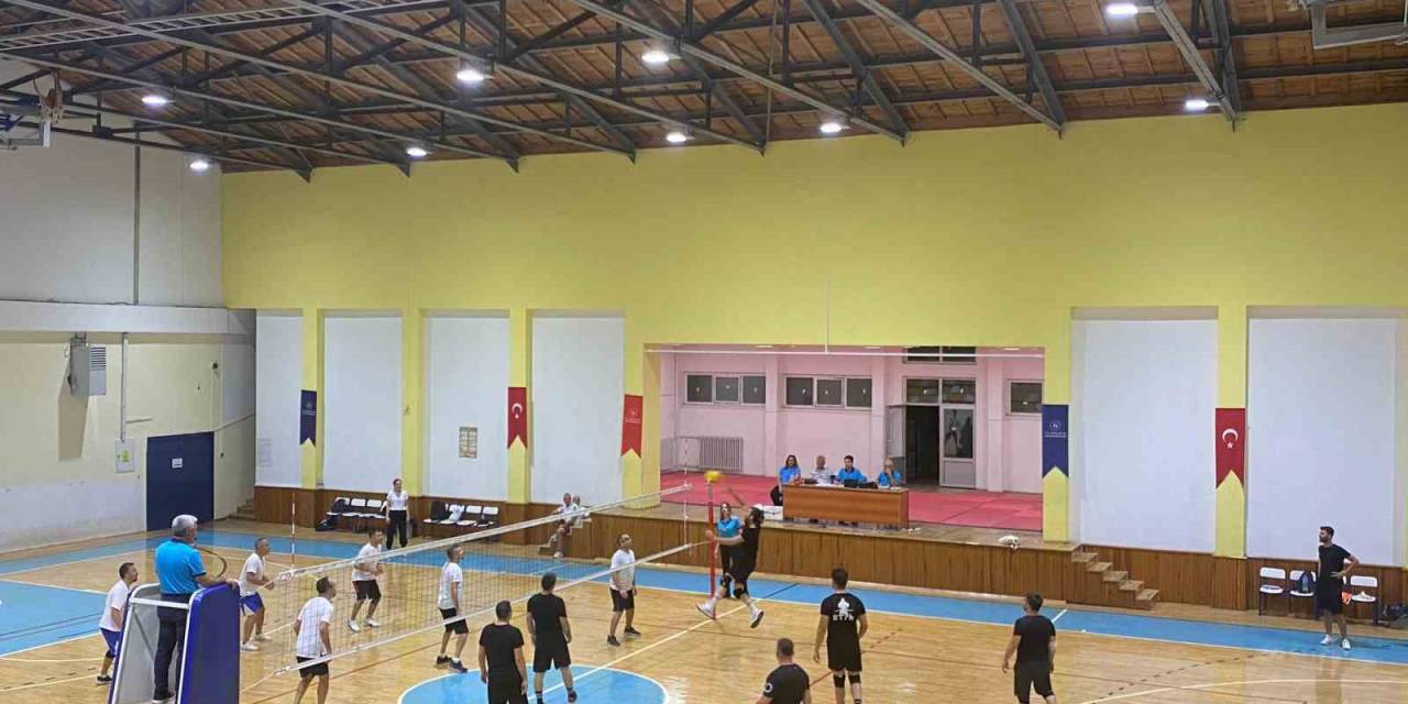 Aydın’da Kamu Kurumlar Arası Spor Oyunları Devam Ediyor