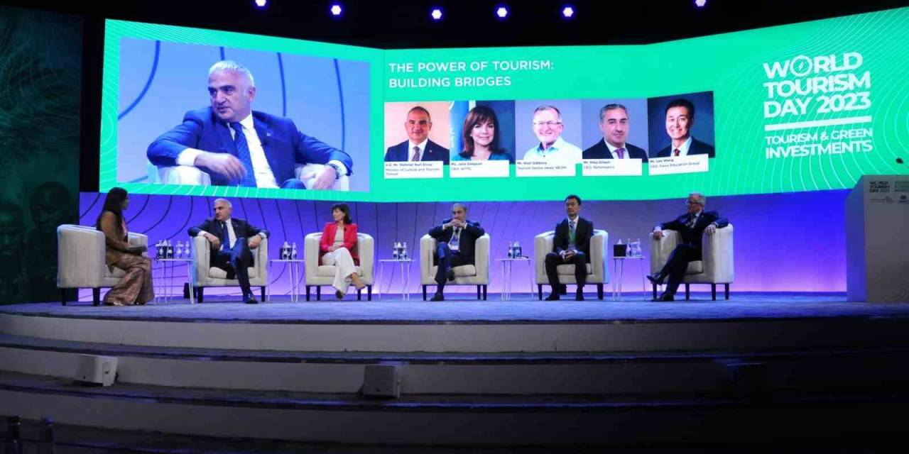 Bakan Ersoy, Suudi Arabistan’da "Turizmin Gücü: Köprüler Kurmak" Paneline Katıldı