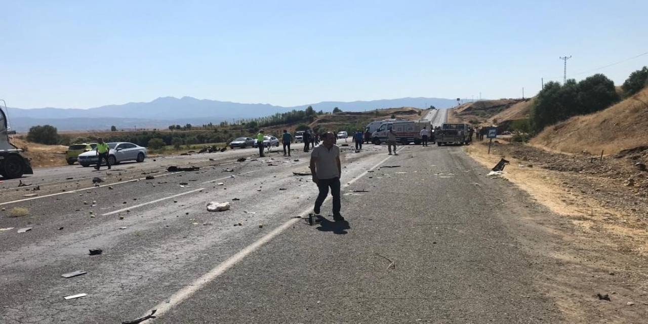Bingöl Genç Karayolunda Kaza: 1 Ölü, 2 Yaralı