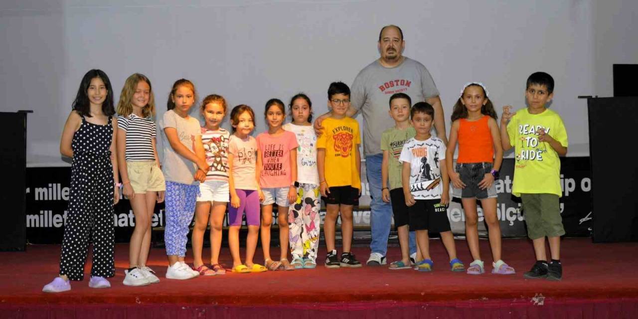 Minik Tiyatrocular Yeteneklerini Sergileyecek