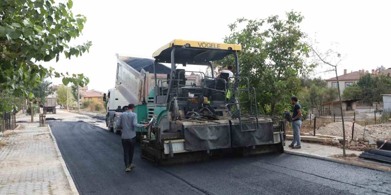 Cadde Ve Sokaklarda Hummalı Çalışma