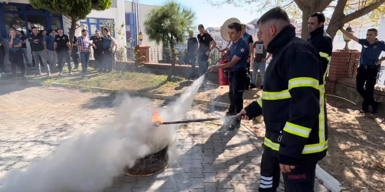 Sinop İtfaiyesinden Polis Memurlarına Yangın Tatbikatı