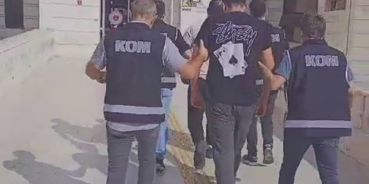 Edremit’te 20 Düzensiz Göçmen İle Yakalanan 2 Organizatör Tutuklandı
