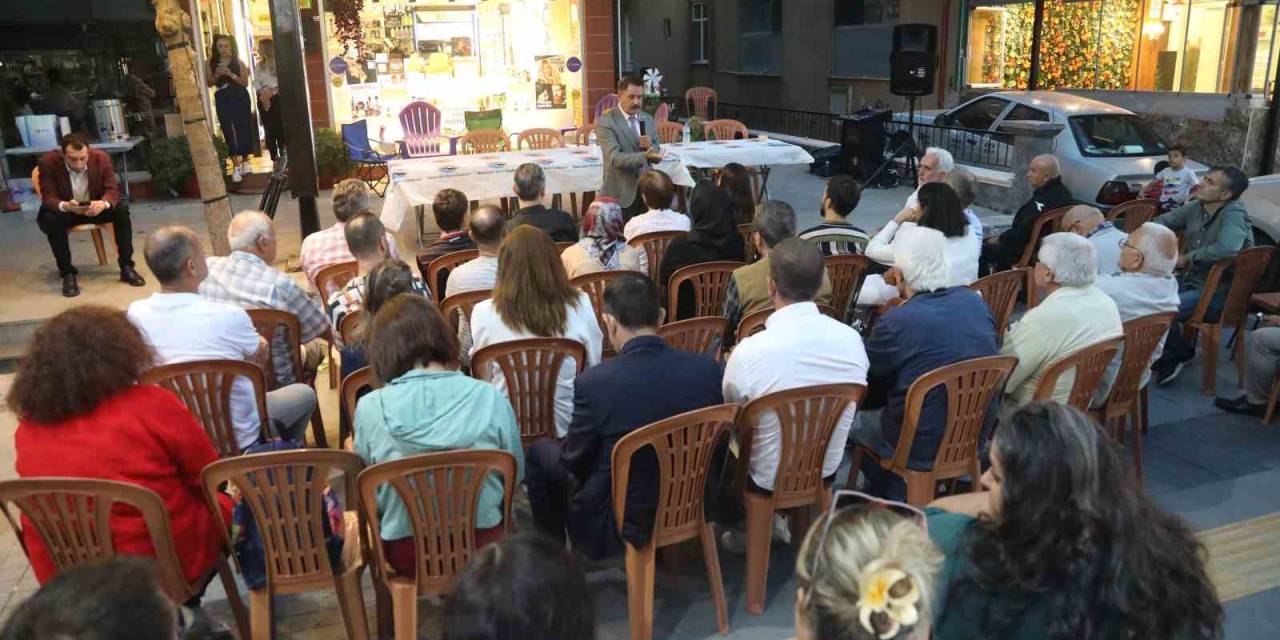 Başkan Deveci, Lozan Caddesi’nde Esnafı Dinledi