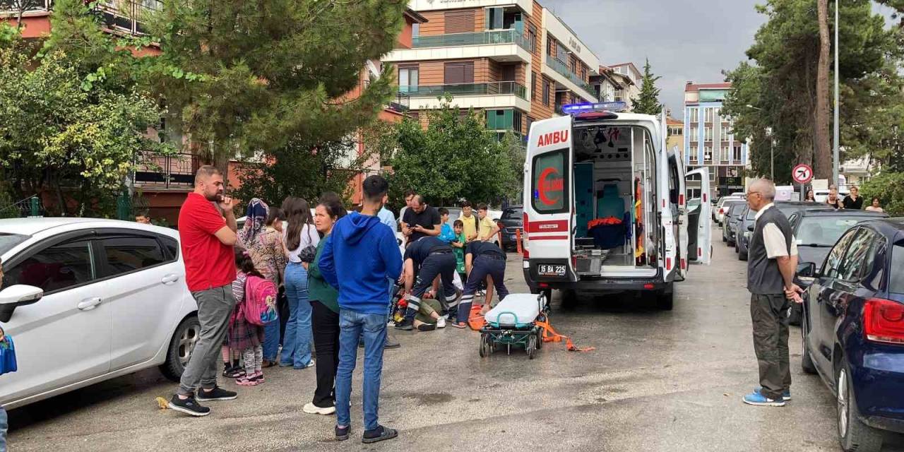 Burdur’da Yolun Karşısına Geçmek İsteyen Yayaya Otomobil Çarptı