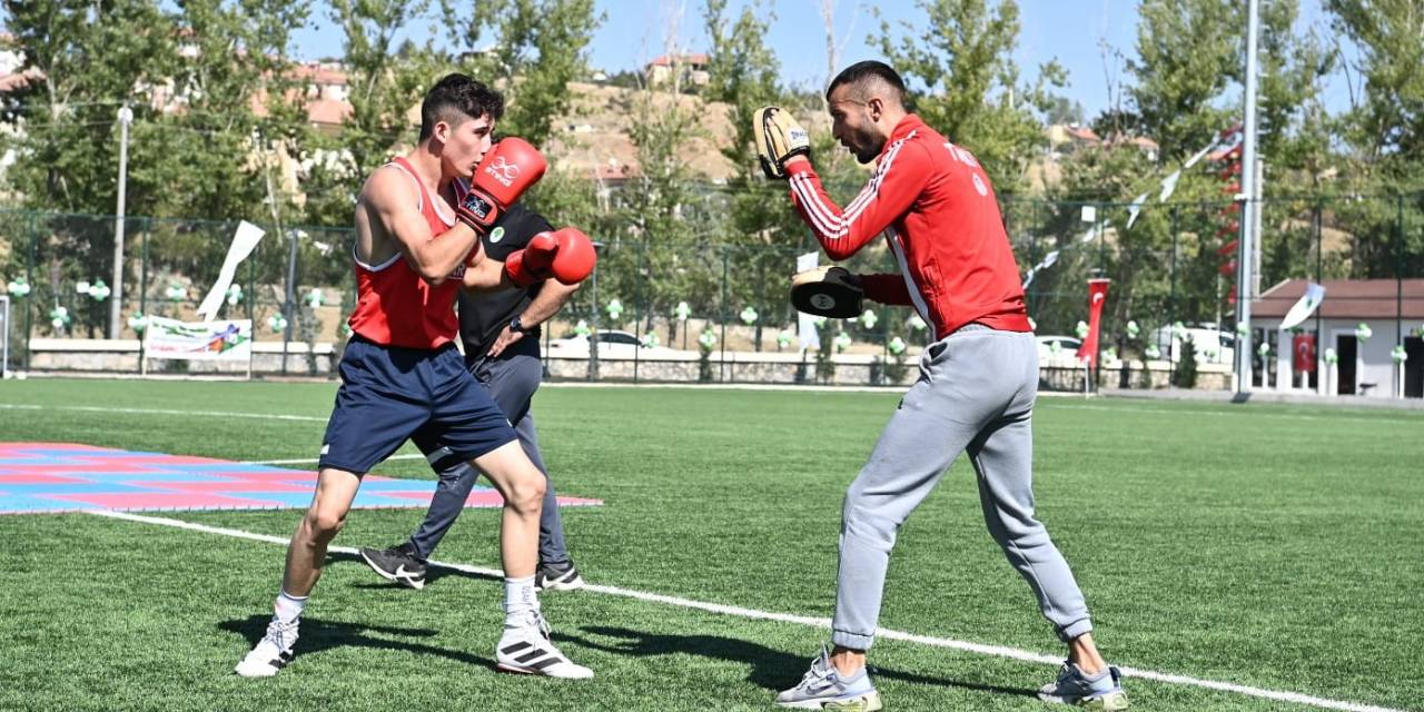 Mamak Belediye Başkanı Köse: “Lalahan Atatürk Stadı Güzel Mamak’ımıza Hayırlı Olsun”