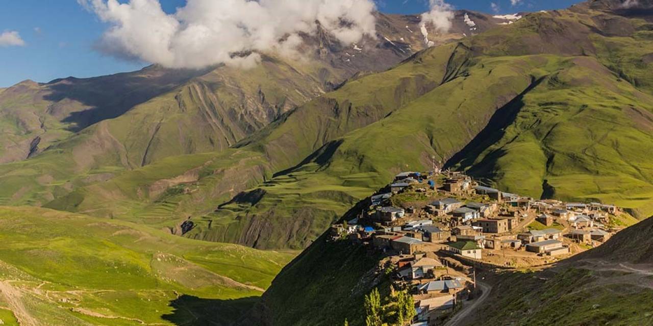 Azerbaycan’ın Eşsiz Bir Mirasa Sahip Köyü Unesco Dünya Mirası Listesi’ne Girdi