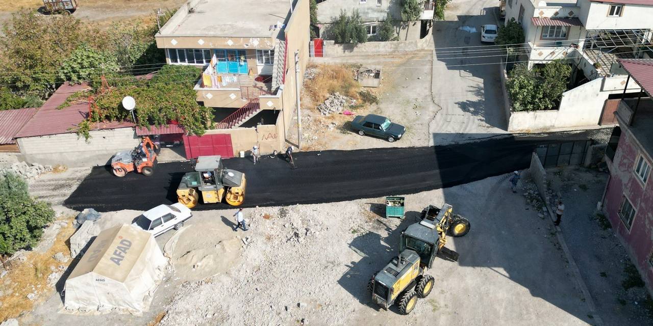 Kahramanmaraş’ta Asfalt Çalışmaları Devam Ediyor
