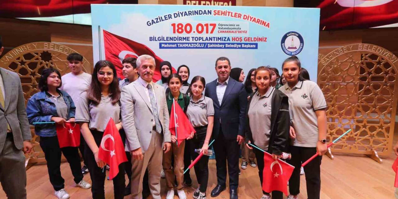 Gazi Torunları Çanakkale’de Ecdat İçin Dua Ediyor