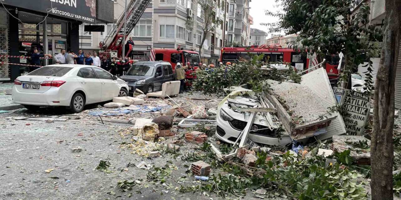 İstanbul Valiliğinden Şirinevler’deki Patlamaya İlişkin Açıklama: "1 Ölü, 2’i Ağır 4 Yaralı"