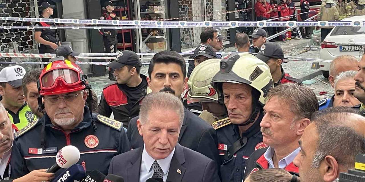 İstanbul Valisi Gül Patlamanın Olduğu Bölgede İncelemelerde Bulundu: "2 Ölü, 1’i Ağır 4 Yaralı"