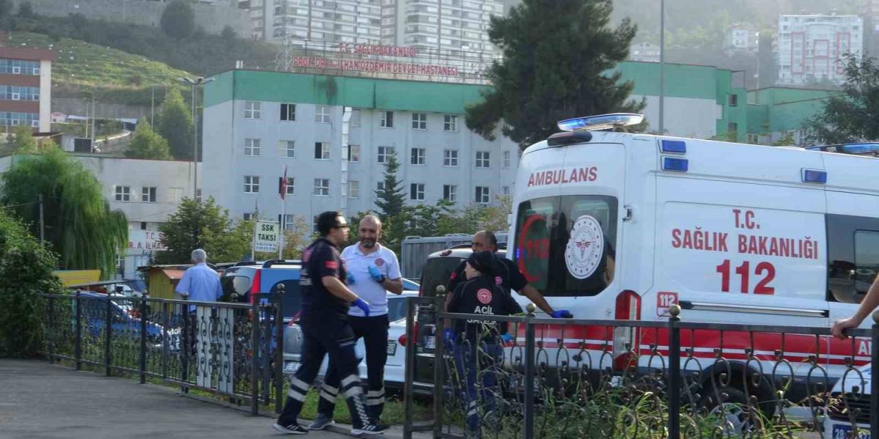 Ambulans Helikopter Acil Hastaların Sevki İçin Havalandı