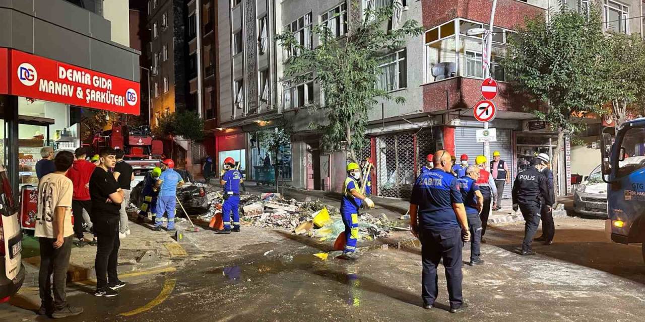 Bahçelievler’de Doğalgaz Patlaması Yaşanan Sokak Trafiğe Açıldı