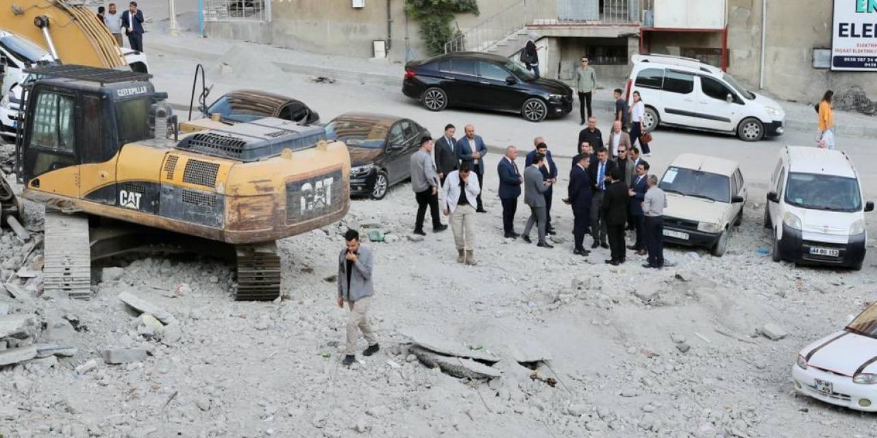 Vali Çelik’ten Hacı Sait Camii Temelini Atın Talimatı