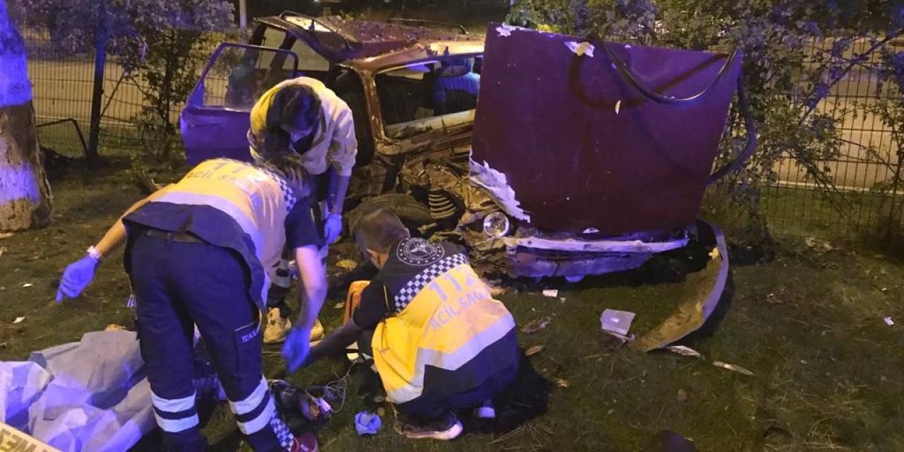 Isparta’da Otomobil Refüje Çıktı: 1 Ölü 2 Yaralı