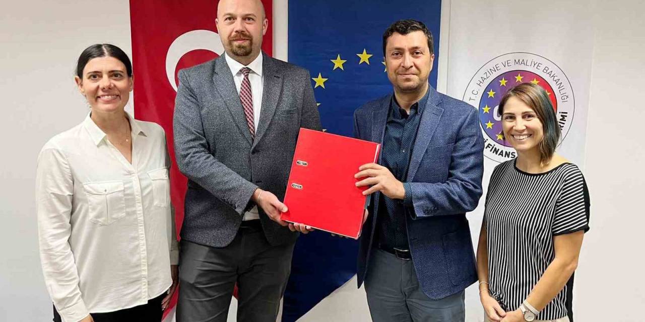 Yenimahalle Belediyesi Ab’den Hibe Desteği Almaya Hak Kazandı