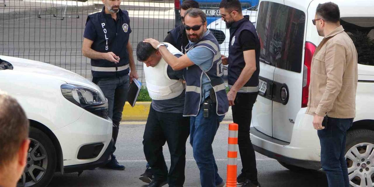 Eski Eşini Öldüren Cinayet Zanlısı Adliyede