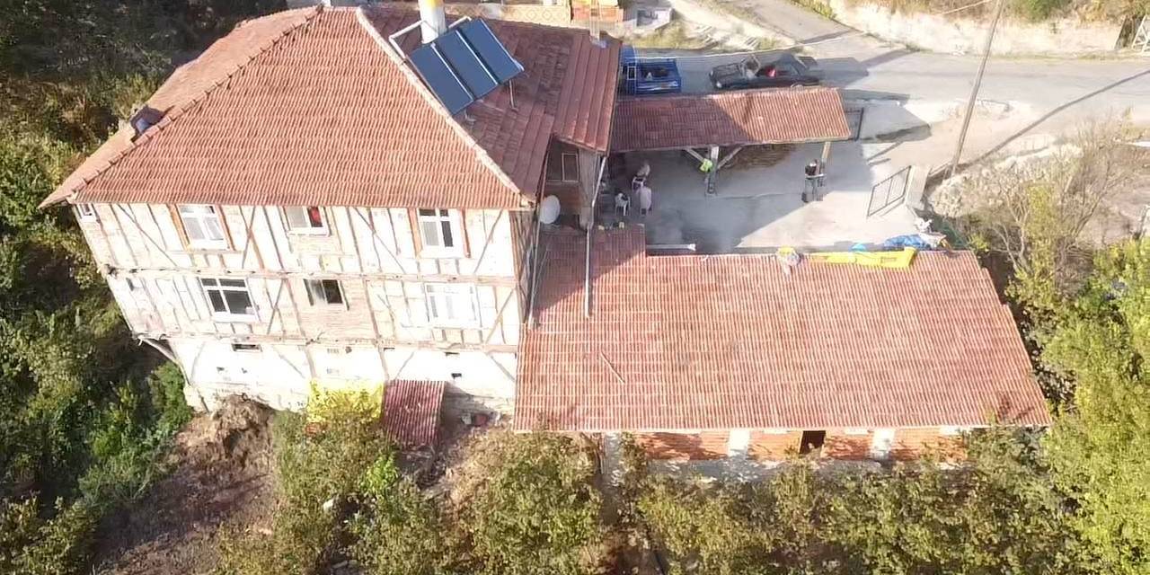 Önce Hayvanlarının Otlatılması Engellendi Sonra Da "Ahırı Kokuyor" Diye Şikayet Edildi