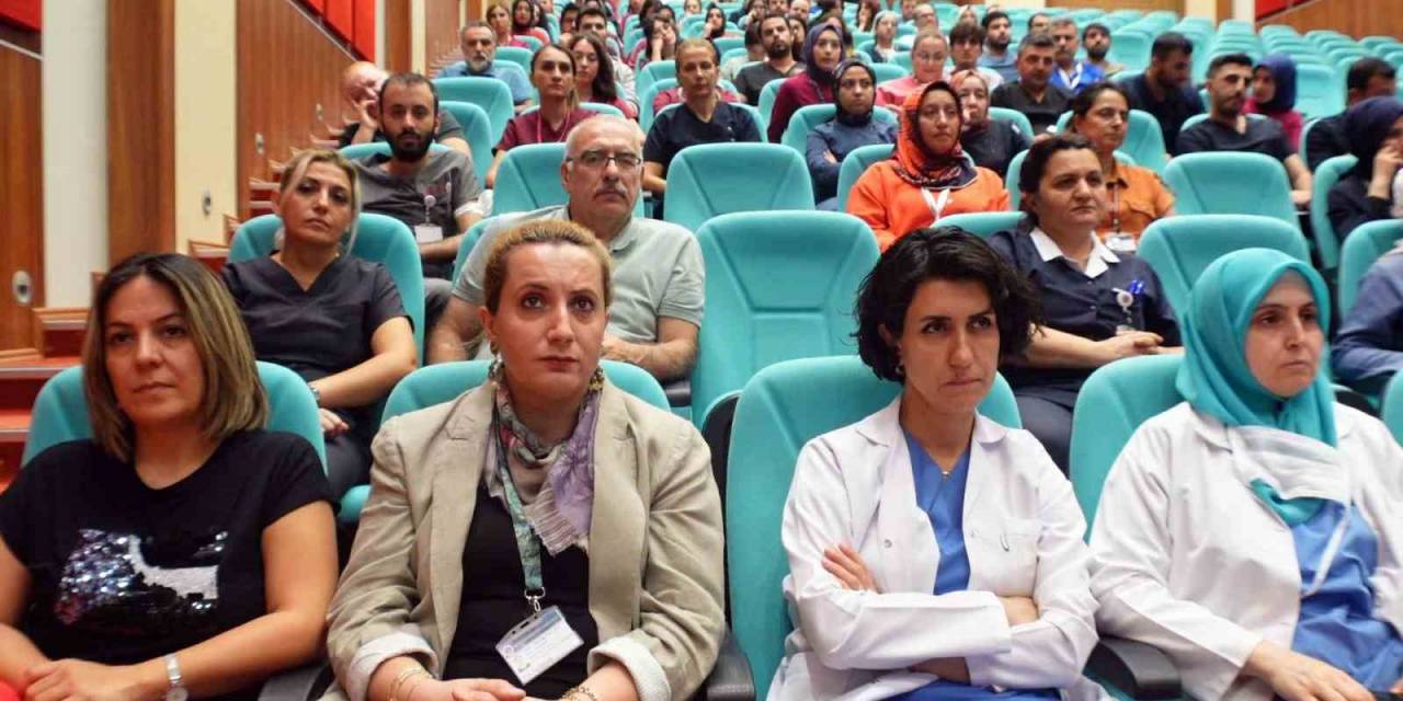 Prof. Dr. Demirel: ’’sepsis Dünya Üzerinde Her Beş Ölümden Birinin Sebebidir’’