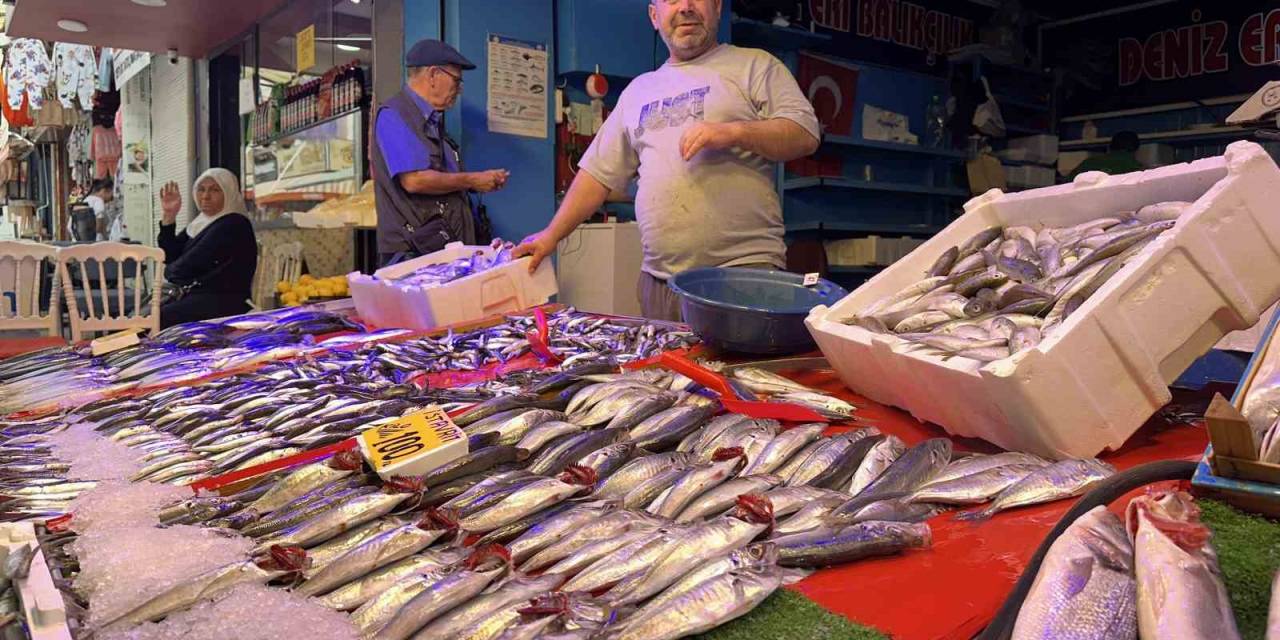 Vatandaş İndirimi Balıkçılar İse Soğuk Havayı Bekliyor