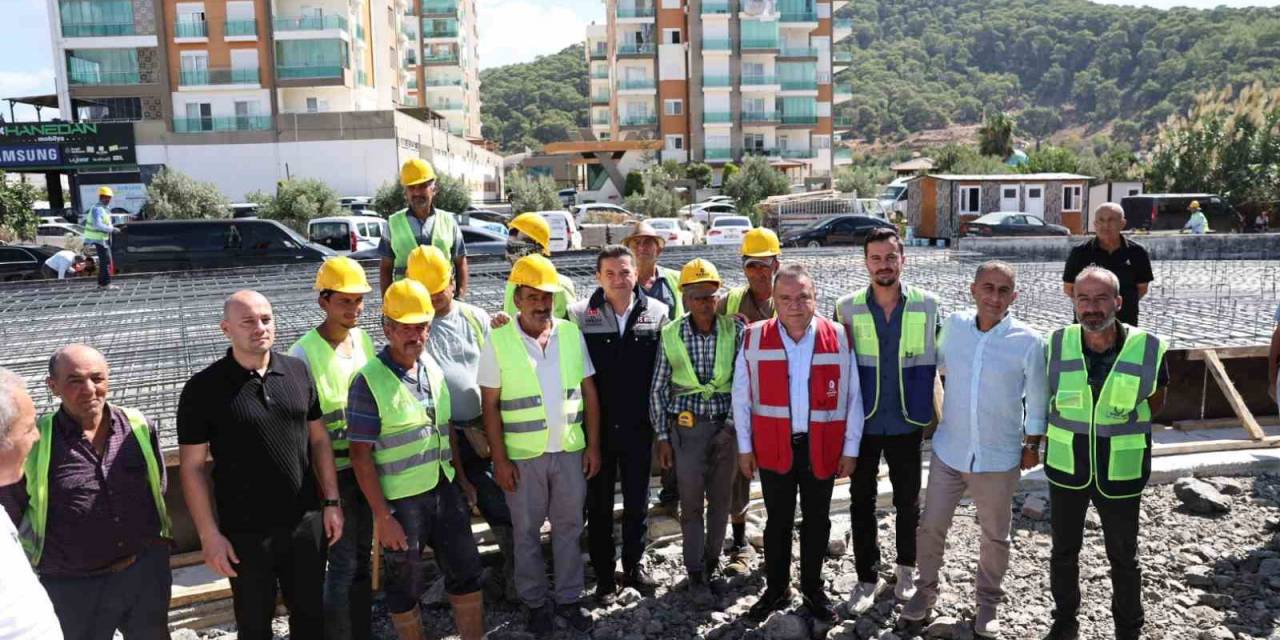 Kumluca Atatürk Stadyumu’nun Temeli Törenle Atıldı
