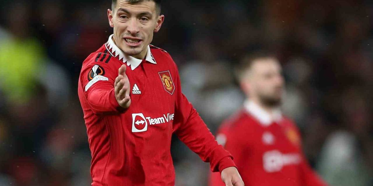 Manchester United’da Lisandro Martinez Sakatlandı