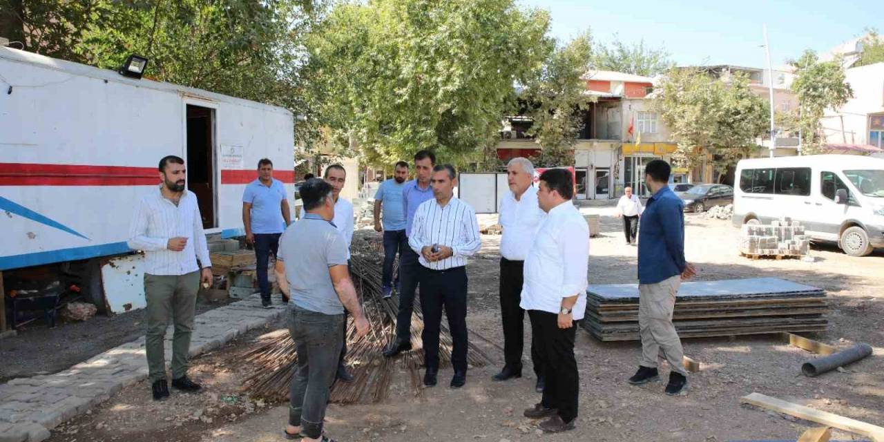 Gerger İlçesinde Spor Yatırımları İncelendi