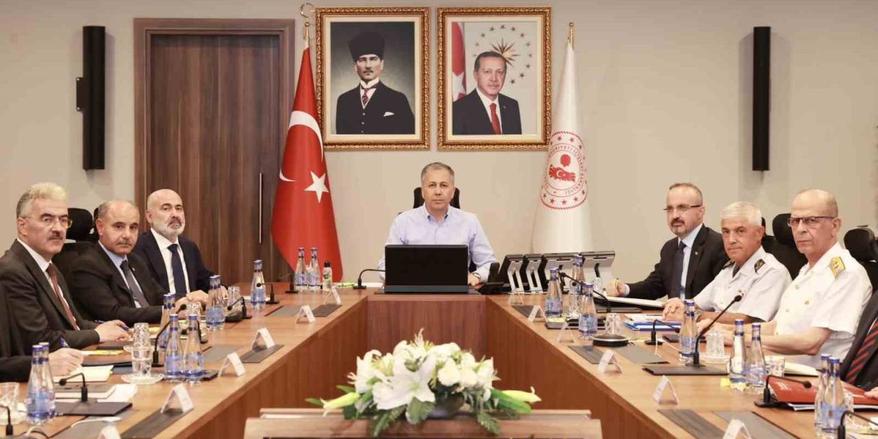 İçişleri Bakanlığında "Güvenlik, İstihbarat, Koordinasyon" Toplantısı