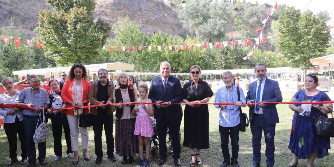 Efeler Edebiyat Şöleni Başladı