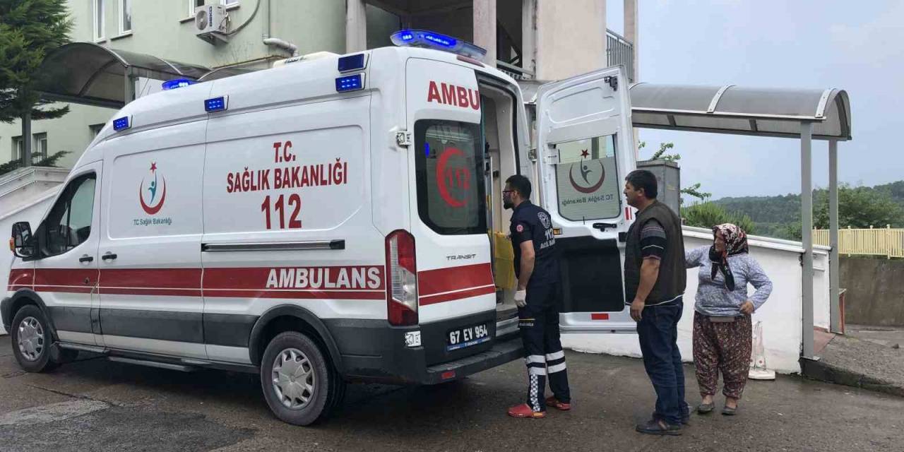 Dengesini Kaybedip Balkondan Düşen Kadın Hayatını Kaybetti