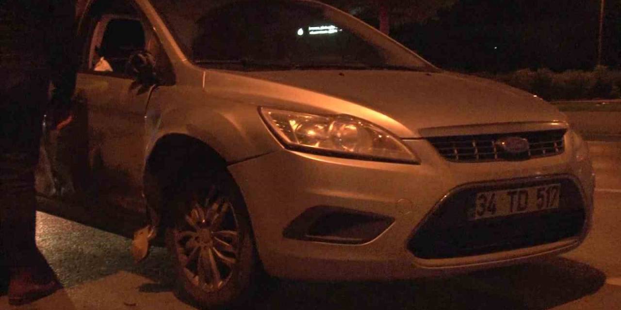 Kartal’da Motosiklet Ve Otomobil Çarpıştı: 2 Yaralı