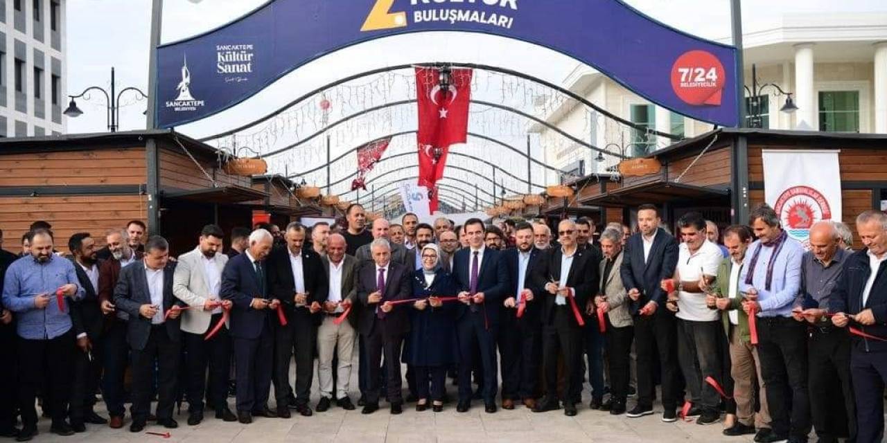 ’2. Sancaktepe Kültür Buluşmaları’ Renkli Görüntülerle Başladı
