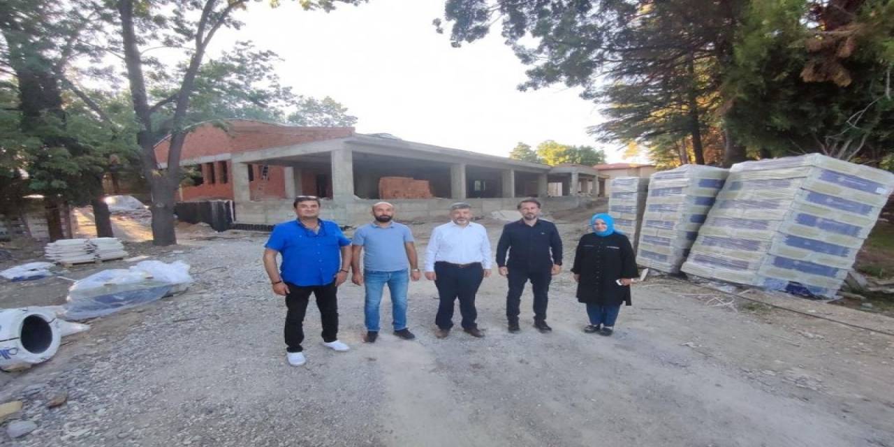 Başkan Akçadurak: “İlçemizi Spor Tesisleri Ve Kütüphaneler İle Donatıyoruz”