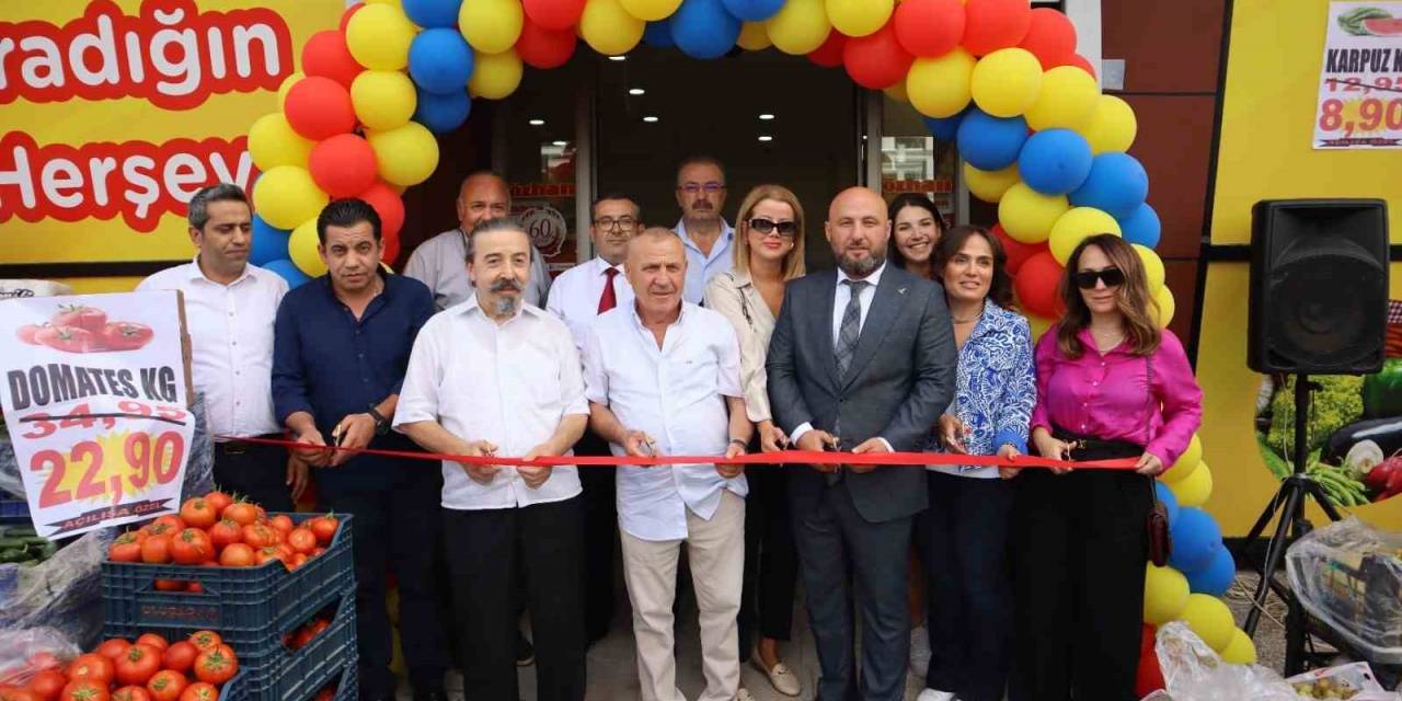 Özhan Market’in Uğur Mumcu Şubesi Açıldı