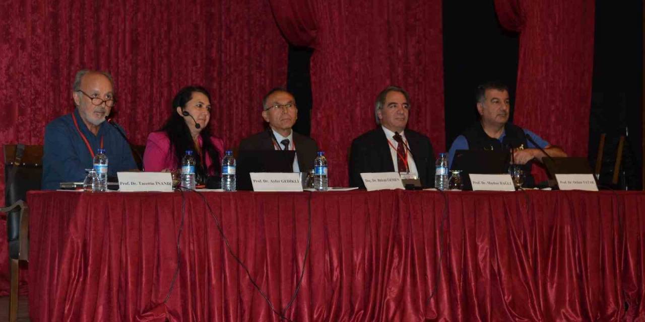 ’deprem Ve Dirençli Kentler: Hatay İçin Çözüm Arayışı Çalıştayı’ Düzenlendi