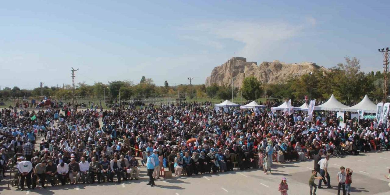 Van’da Mevlid-i Nebi Programı Düzenlendi