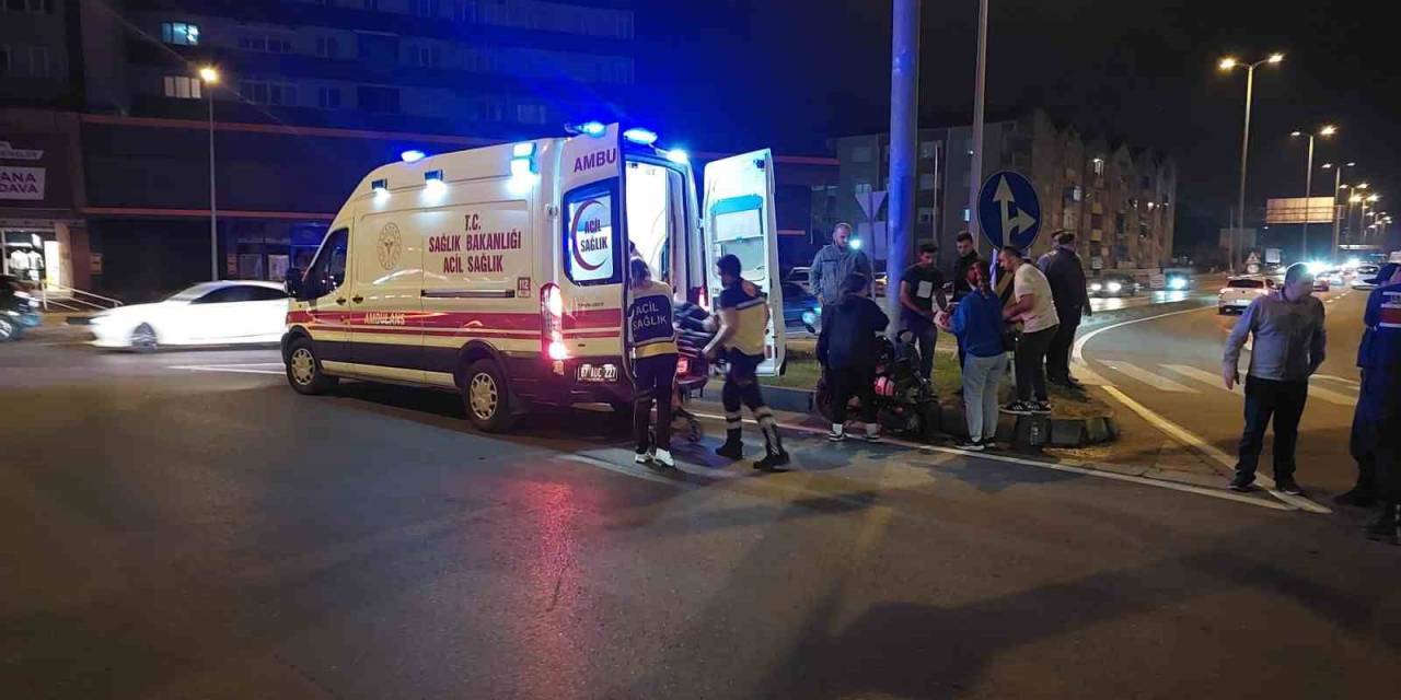 Kontrolden Çıkan Motosiklet Devrildi, Sürücü Yaralandı