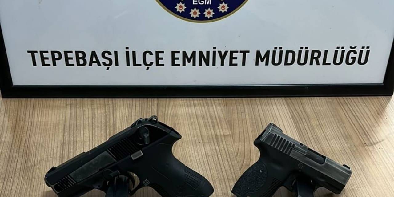 Şüpheli Şahıslardan Silah Ve Mermi Ele Geçirildi