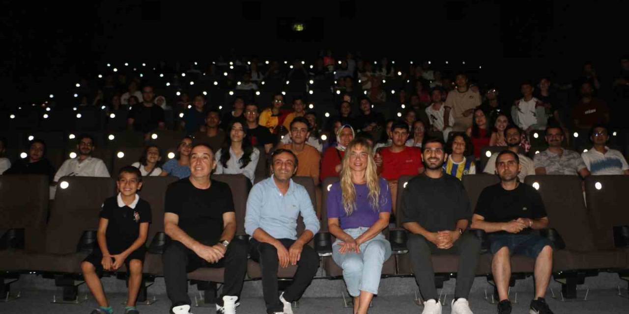“Kalp Estetiği” Film Oyuncuları Diyarbakır’da İzleyici İle Buluştu