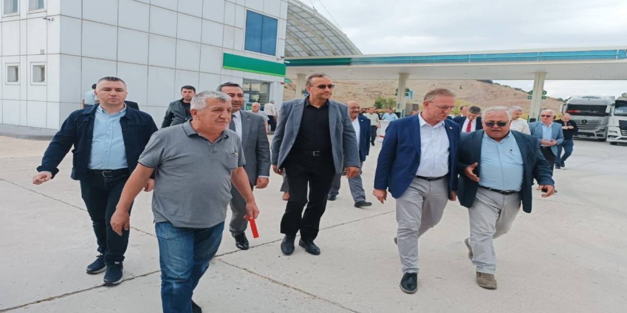 Tavşanlı’da Emet Taşıyıcılar Kooperatifinin Akaryakıt İstasyonu Açıldı