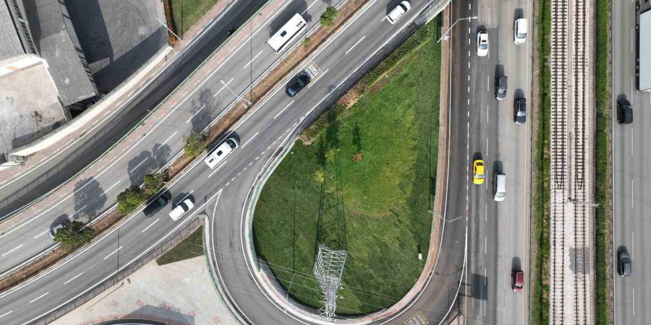 Filament Kavşağı’nda İlave Dönüş Kolu Bölge Trafiğine Nefes Aldırdı