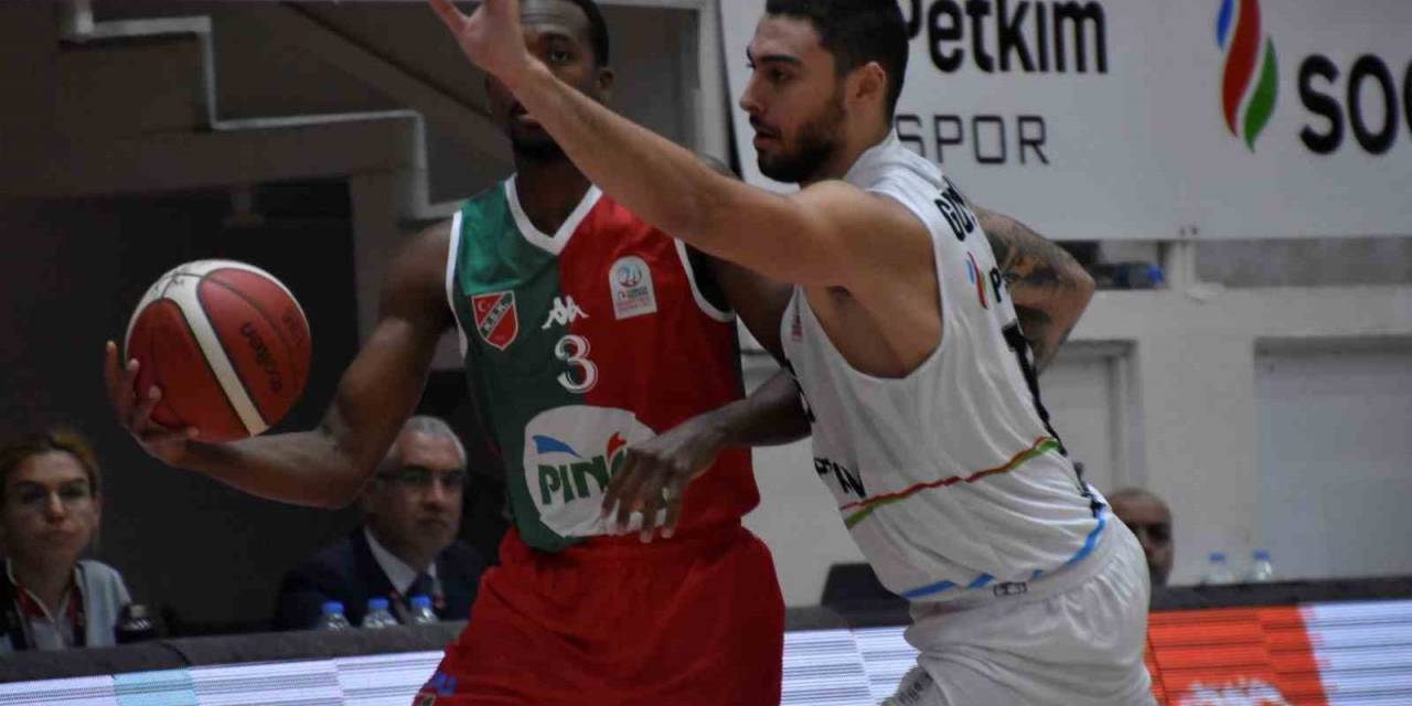 Türkiye Sigorta Basketbol Süper Ligi: Aliağa Petkimspor: 81 - Pınar Karşıyaka: 69