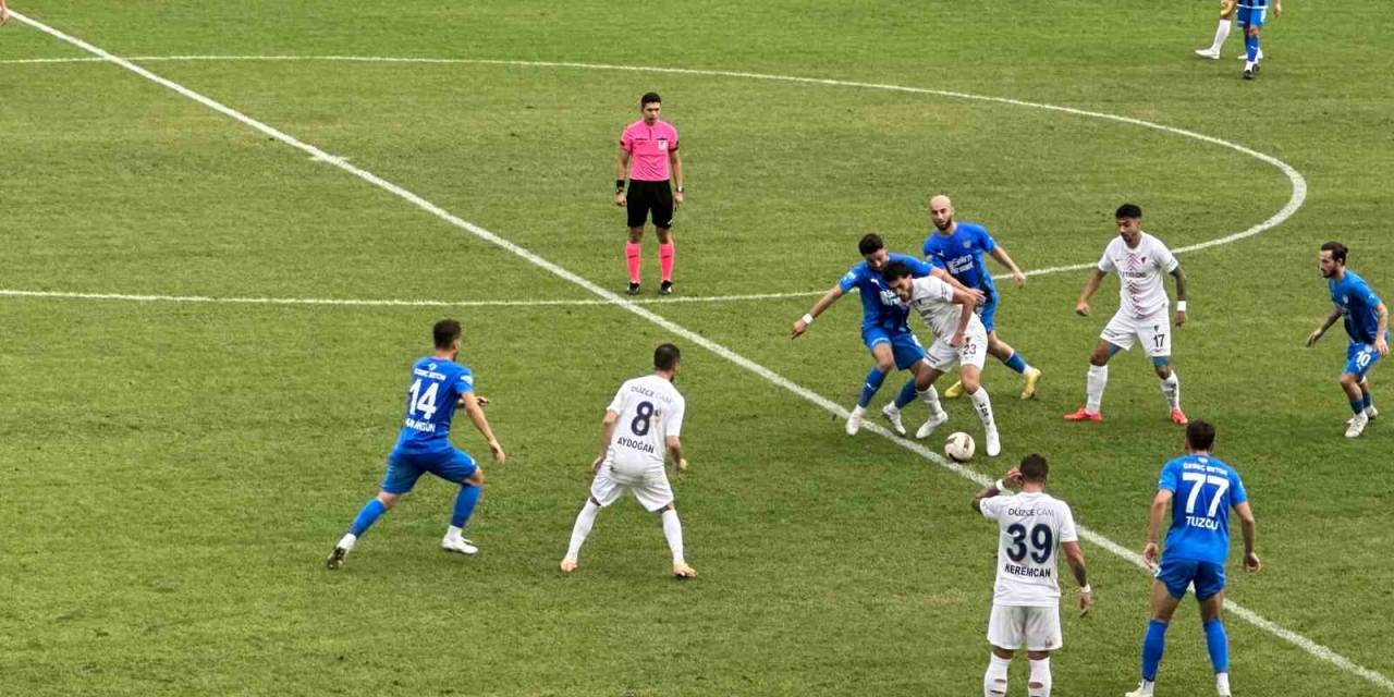 Tff 2. Lig: Düzcespor: 2 - Arnavutköy Belediye Gençlik Ve Spor: 1