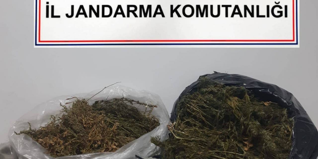 Çal’da 2 Uyuşturucu Taciri Gözaltına Alındı