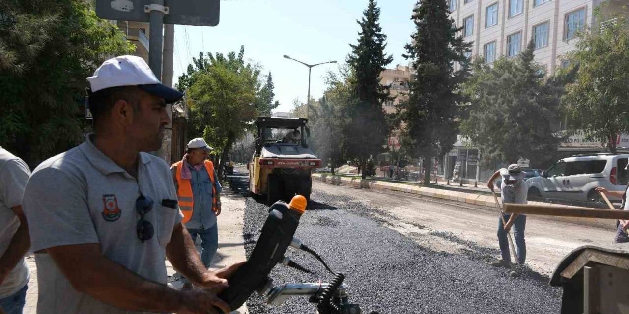 Şanlıurfa’da Asfaltlama Çalışmaları Sürüyor