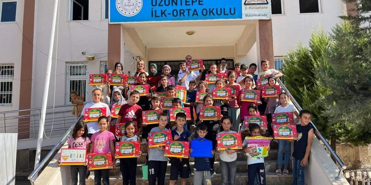 Deprem Bölgesinde Eğitim Gören Çocuklar Unutulmadı